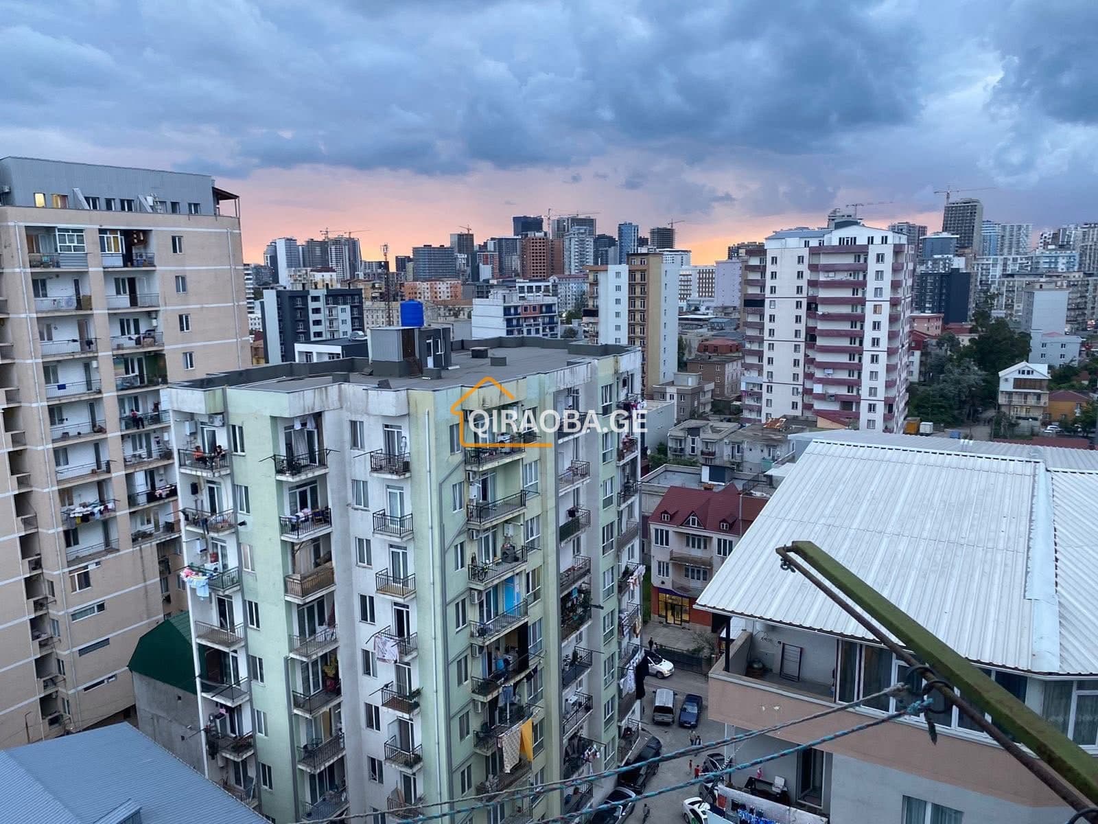 ქირავდება ბინა ბათუმში სრულაფ აღჭურვილი საცხოვრებლად