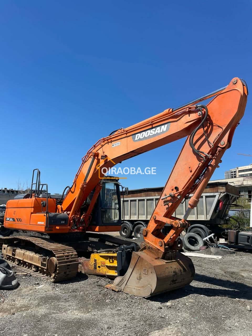 ქირავდება, მუხლუხო ექსკავატორი (doosan)