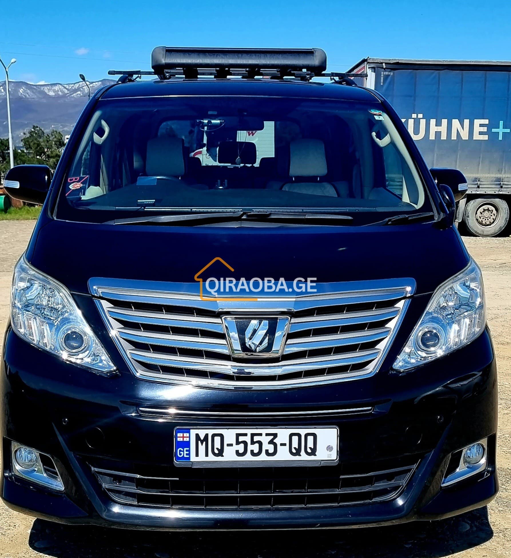 მინივენის ქირაობა დაქირავება მომსახურეობა